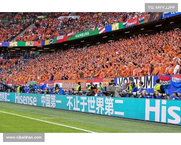 欧足联携手联合国儿童基金会启动难民女孩足球计划助力教育与社会融入 欧足联携手联合国儿童基金会启动难民女孩足球计划助力教育与社会融入